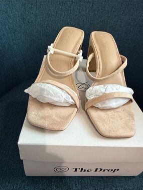 The Drop Women's Tan Suede Square-Toe Slide Heels